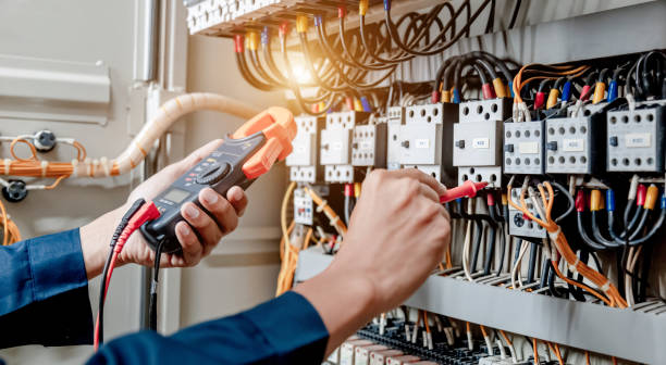 Best Affordable Emergency Electrician  in Waukesha, WI